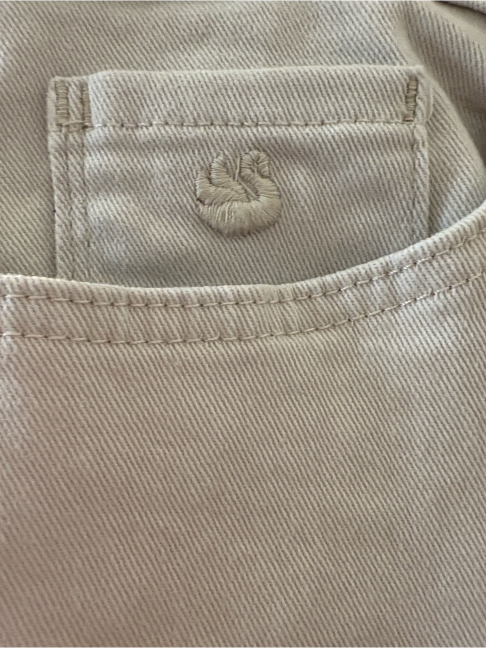 Gloria Vanderbilt Classic Amanda Capri All Around Slimming Effect Size 16 - Picture 6 of 7